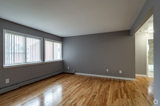 1HAB, 1BA - 750 ft² - North Royal Oak Apartments