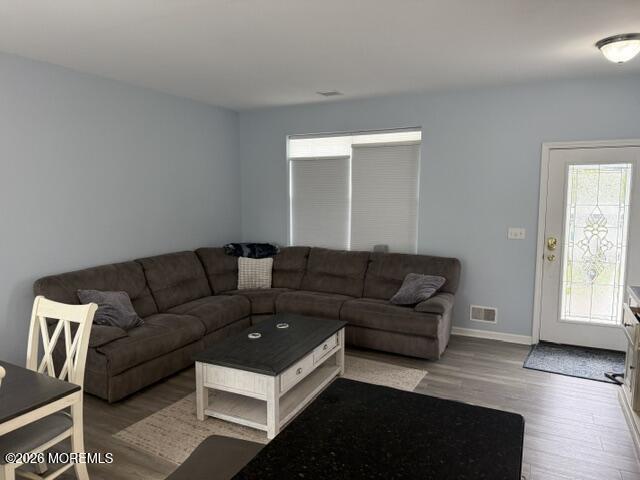 115 Ceylon Ave