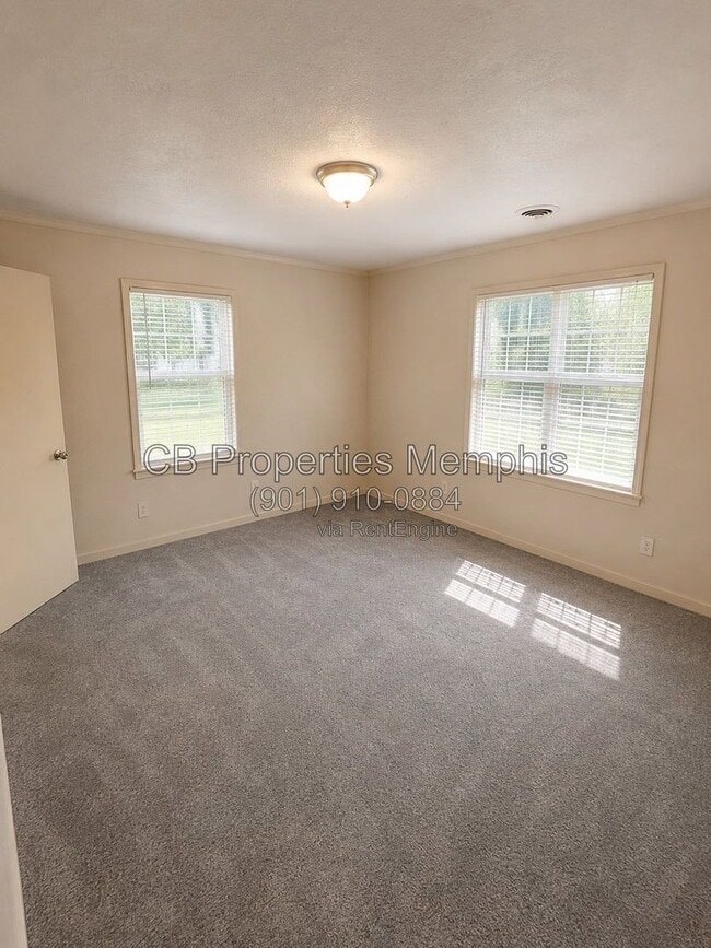 Photo - 2806 Scotland Rd