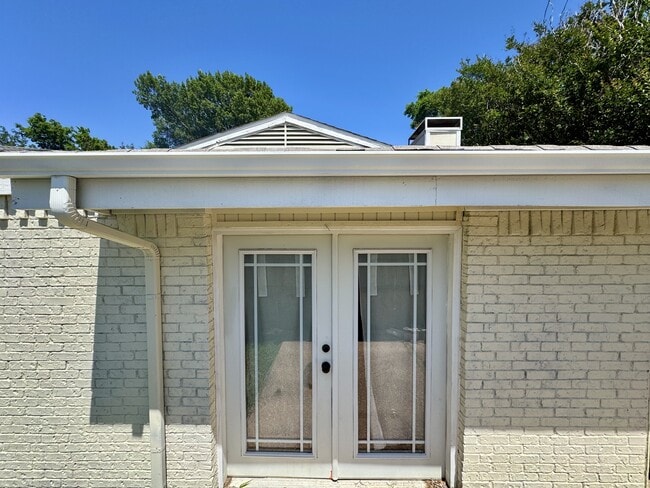 Photo - 2800 Springleaf Ct