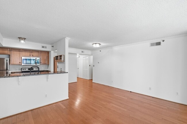 1024 N Utah St