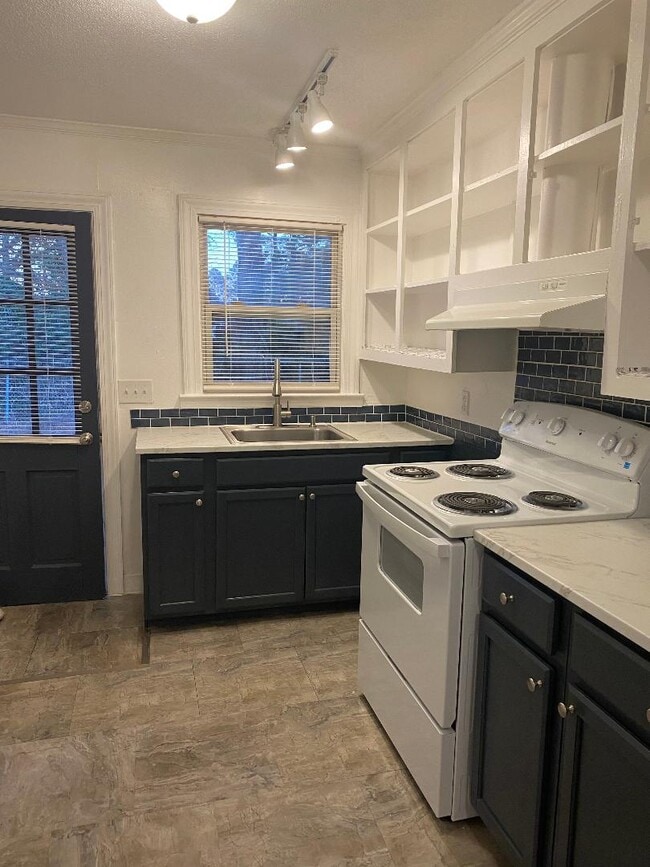 Photo - 575 S 7th St Unit 575