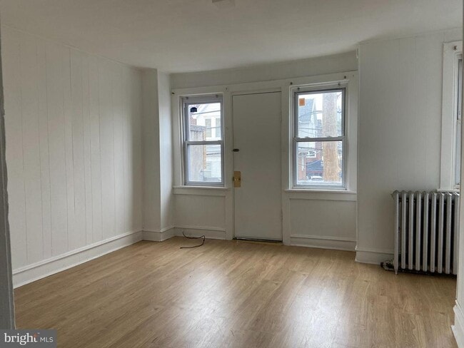 Photo - 217 Sansom St