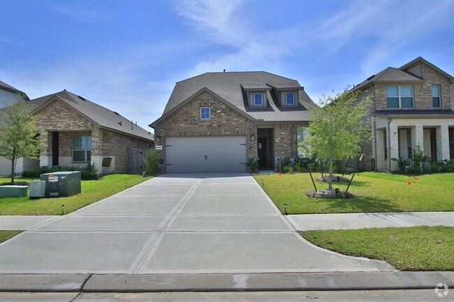 Building Photo - 15818 Dove Holw Dr Rental