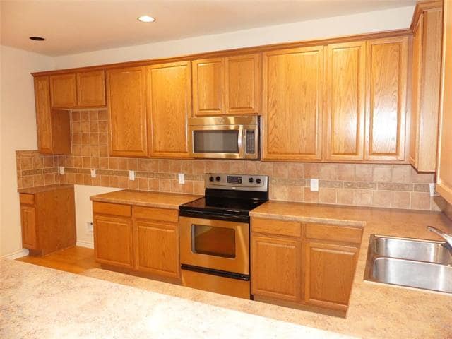 Photo - 6200 Texana Way