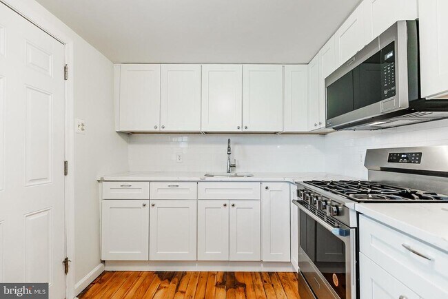 Photo - 431 Central Ave Unidad 2ND FLOOR