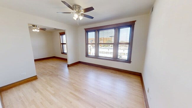 Photo - 3124 N California Ave