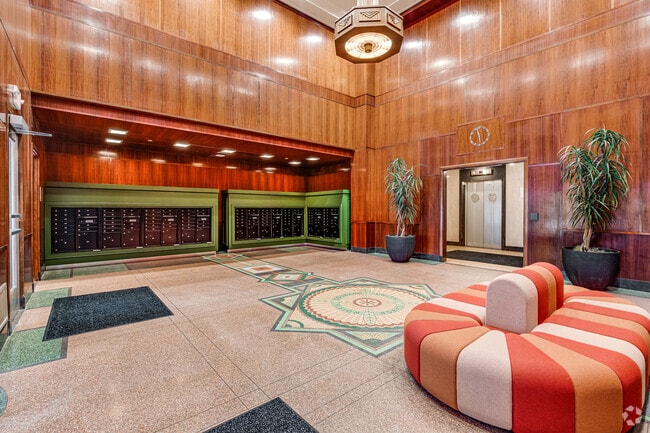 Interior Photo - Amber Union Rental