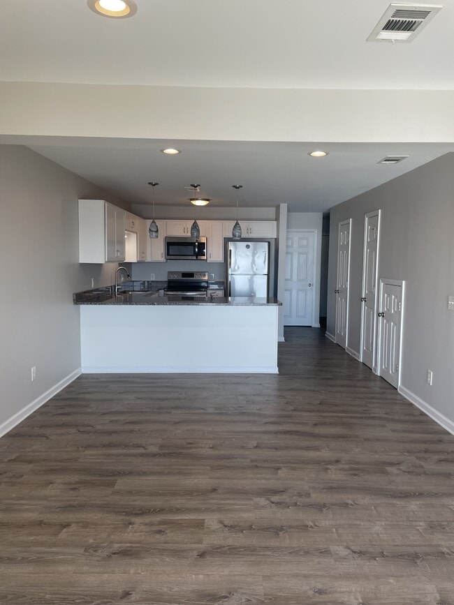 Photo - 6455 Oak Shr Dr
