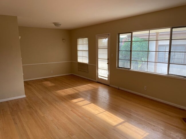 Photo - 10513 Grovedale Dr