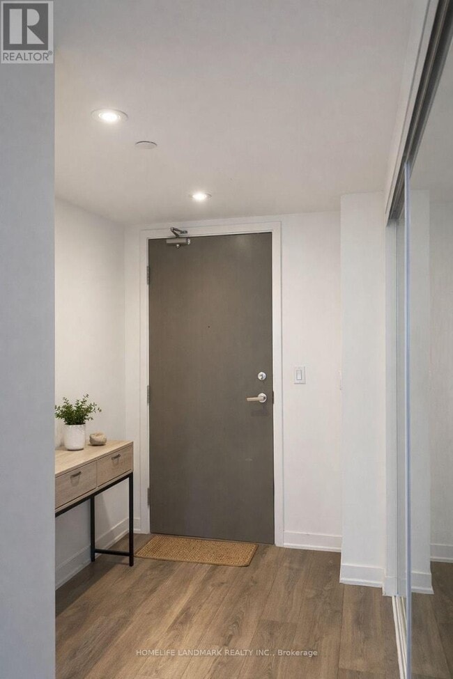 Photo - 88 Harbour St Unit 2010