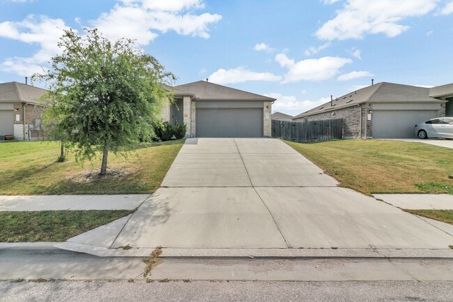 Building Photo - 21316 Quick Fox Dr