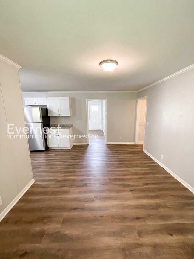 Photo - 109 Shirley Dr
