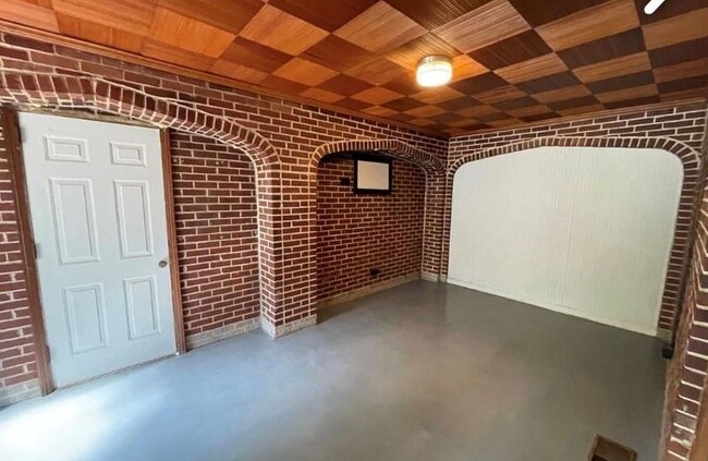 Photo - 802 N Park St