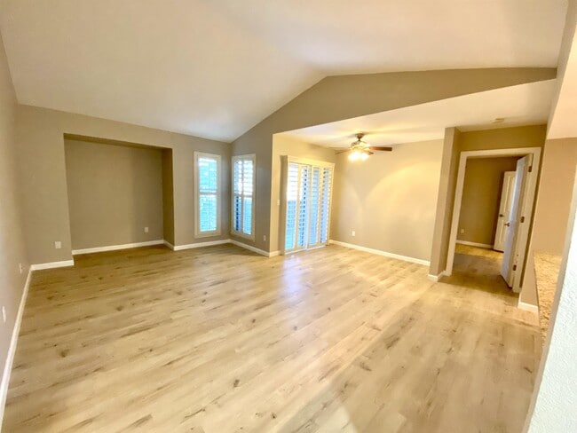 Photo - 200 E Southern Ave