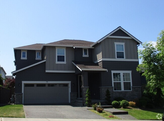 Building Photo - Spacious 4-Bedroom Home with Modern Comforts