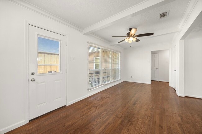 Photo - 1726 Wycliffe Dr