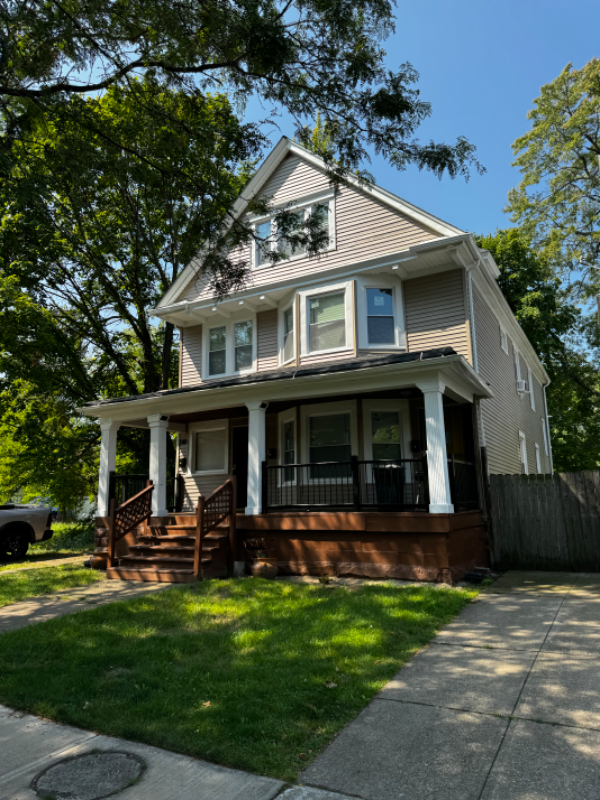 Building Photo - 1380 E 85th St Rental