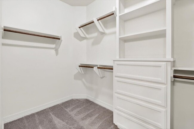 Building Photo - 2214 Cuarzo Dr