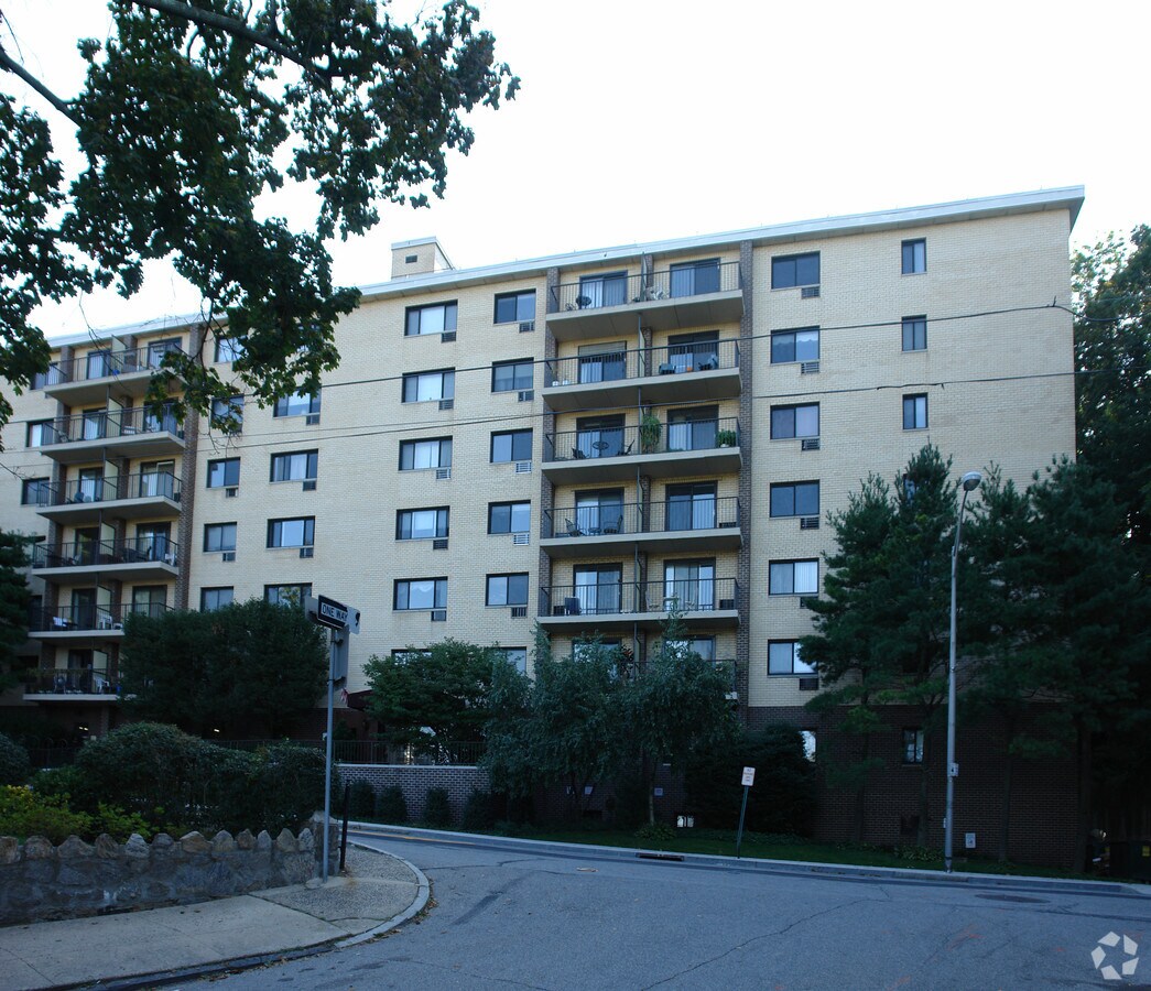 Photo - 108 Sagamore Rd