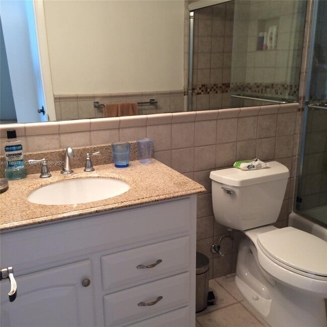 Photo - 5555 Collins Ave Unit 9K