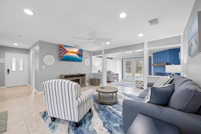 Photo - 925 Trinidad Rd Unit ID1044448P