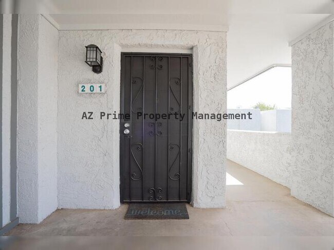 Photo - 3314 N 68th St Unit 201