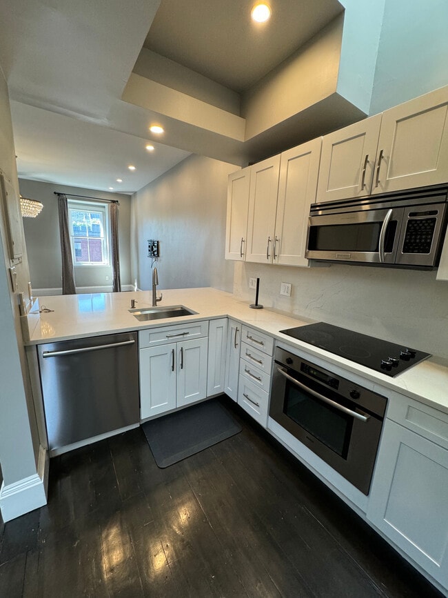 Photo - 265 Beacon St