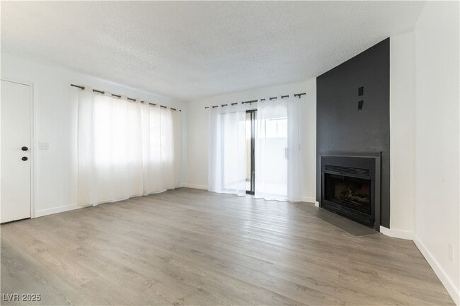 Photo - 601 Cabrillo Cir Unit 211