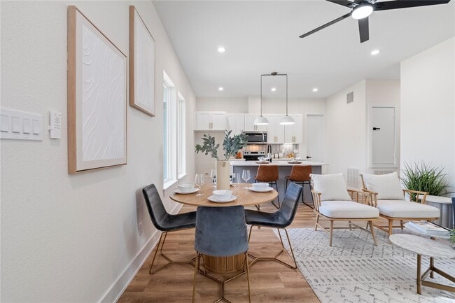 Photo - 6532 Weston St