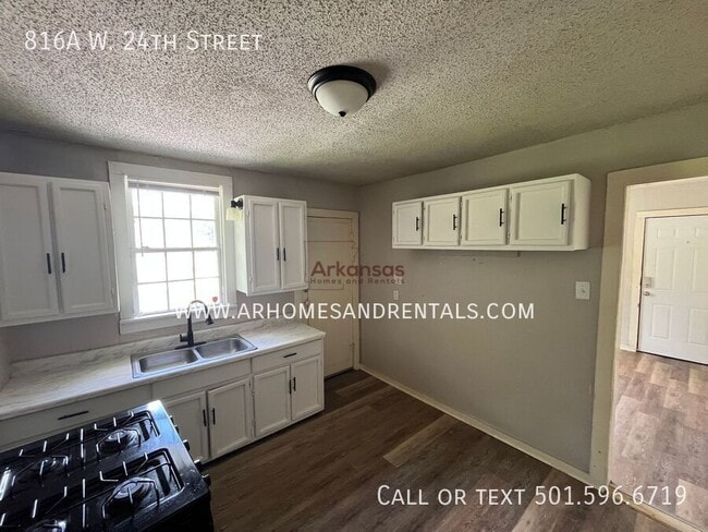 Photo - 816A W. 24th Street-