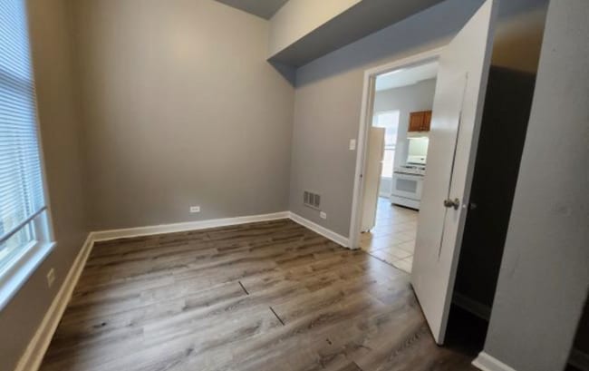 Photo - 722 E 93rd St Unit 2