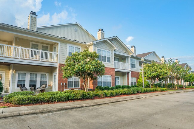 Greenbrier Estates Apartments
