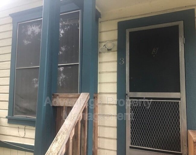 Photo - 522 SW Calapooia St