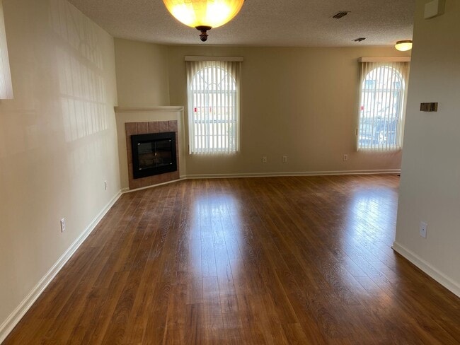 Photo - 805 W 2nd St Unit 805 West 2nd Street Eureka Square