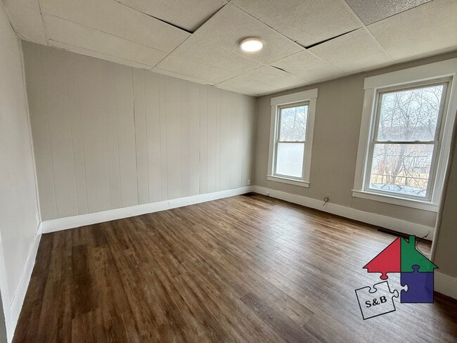 Photo - 23 Branch St Unit 2