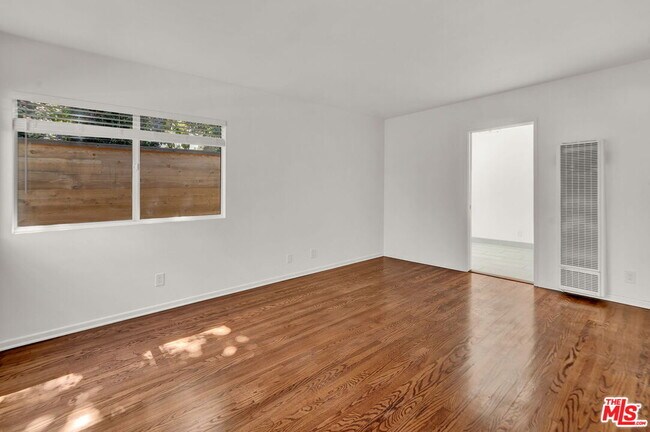 950 Euclid St Unidad A