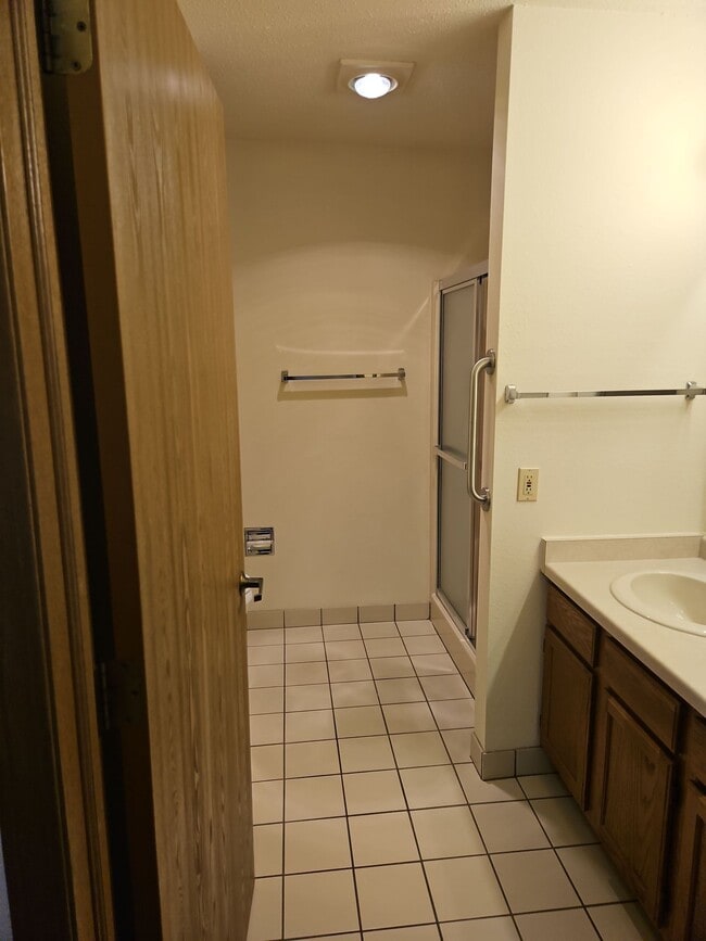 2BR Master Bath w/Walk in Shower-Toilet on Left