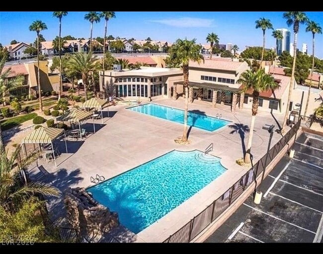 Photo - 5044 River Glen Dr Unit 148