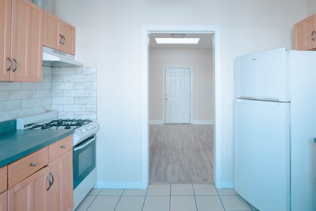 Photo - 4000 Bergenline Ave