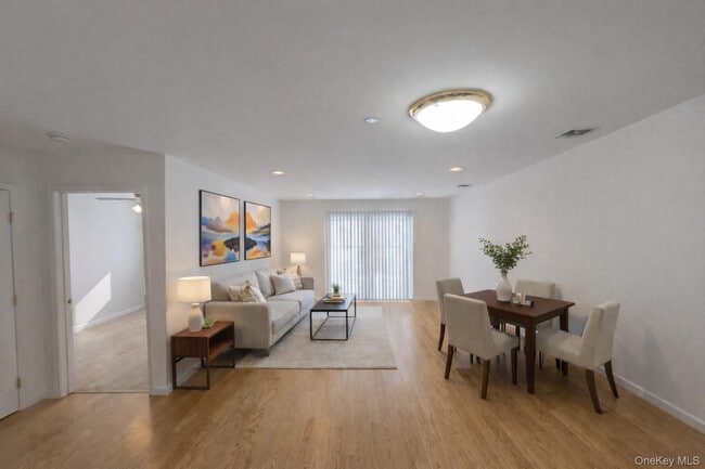 Photo - 100 Woodcrest Ln Unit 102