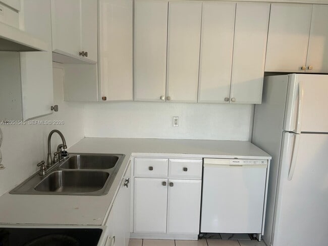 Photo - 6100 S Falls Cir Dr Unit 202