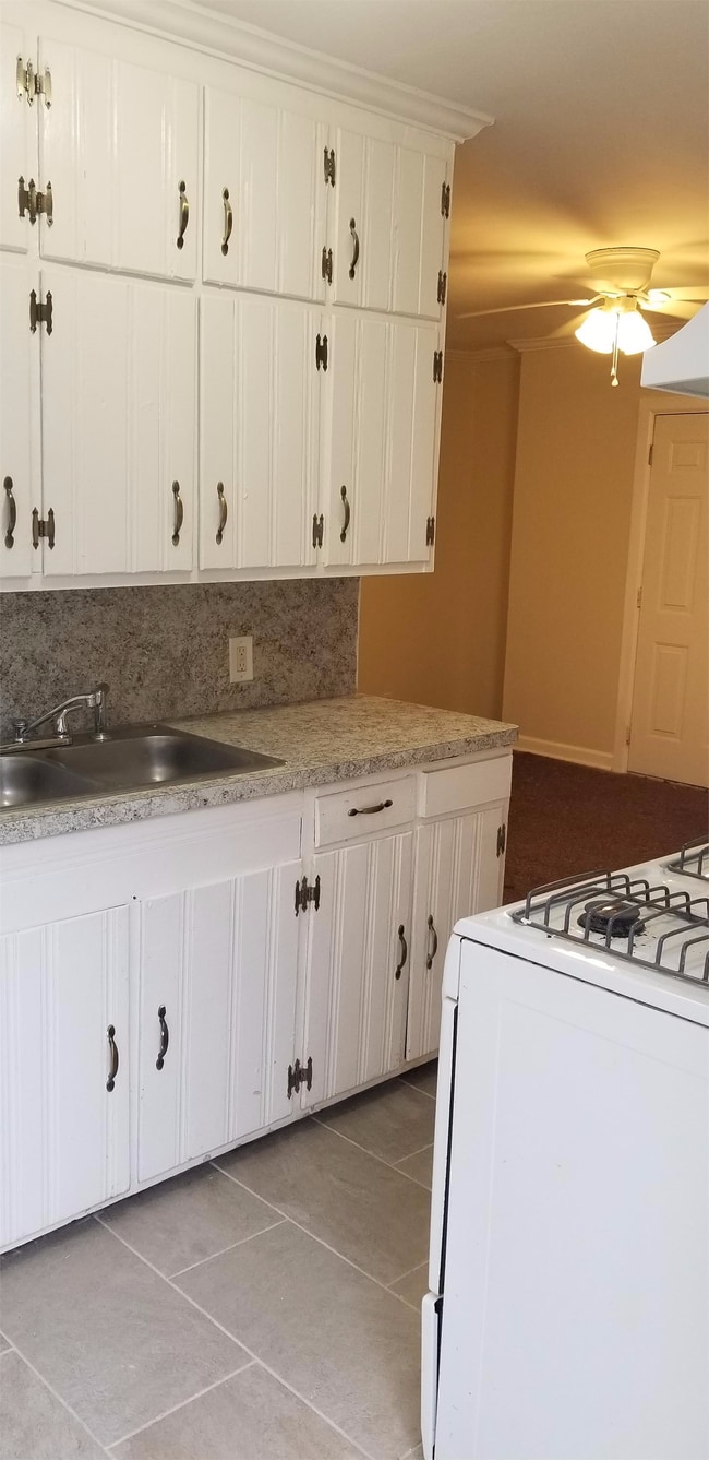 Photo - 950 Stallings Ave SE Casa