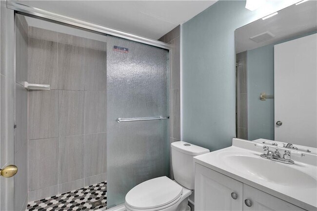 7406 Woodmont Ter