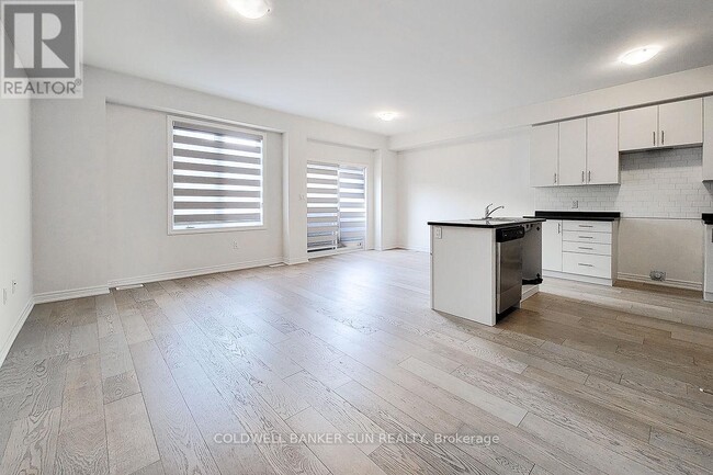 Photo - 82 Pinot Cres