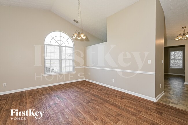 Photo - 1580 Willow River Run