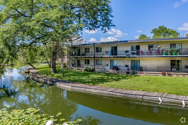 Pirate Island Apartments