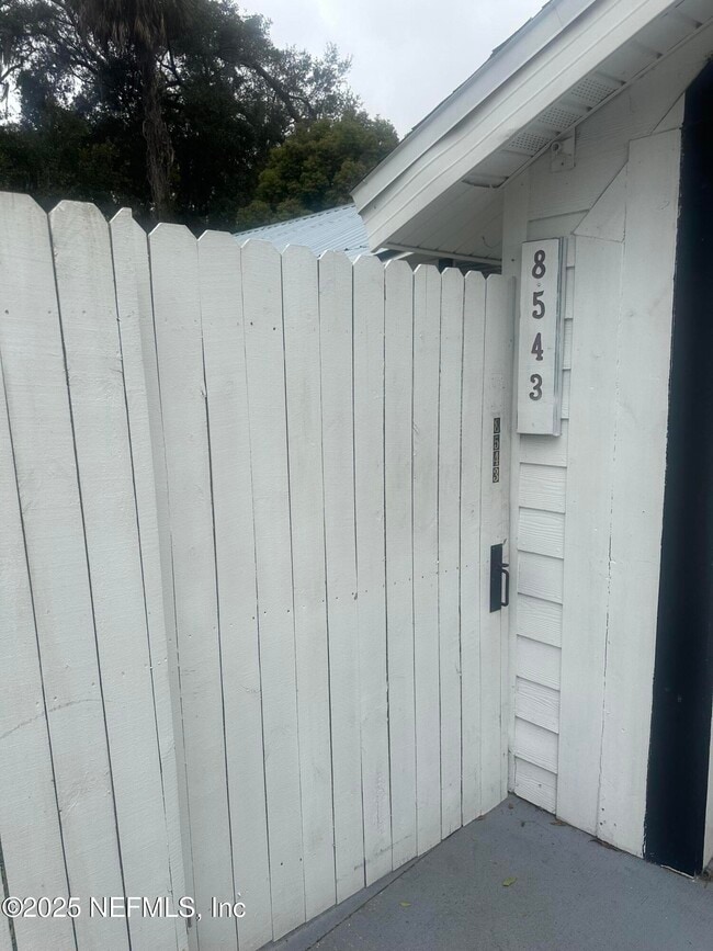 Photo - 8543 Fort Caroline Rd