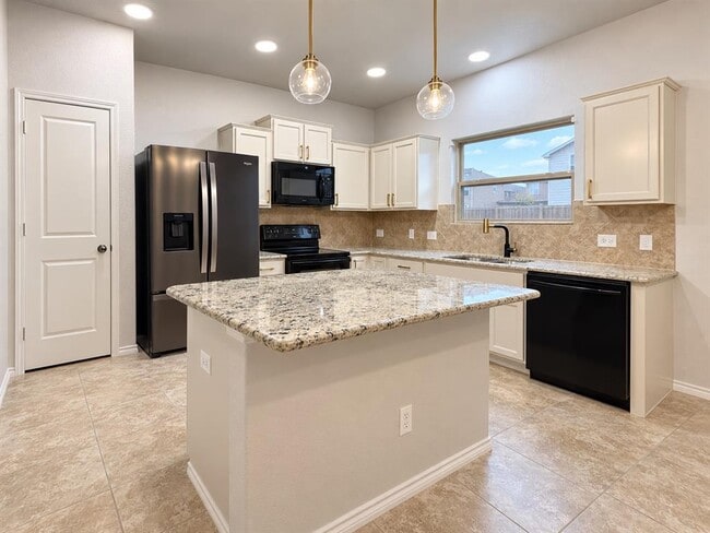 117 Open Sky Wy