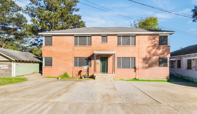 Building Photo - 406 Silkwood St Unit D